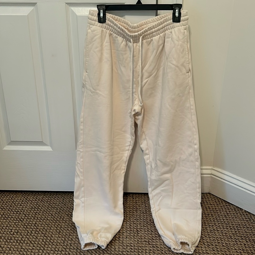 Aritzia TNA whisper white extra fleece boyfriend sweatpant jogger large